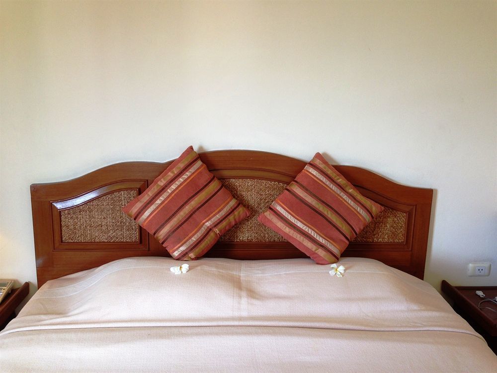 Phuphaya Resort Pattaya Luaran gambar