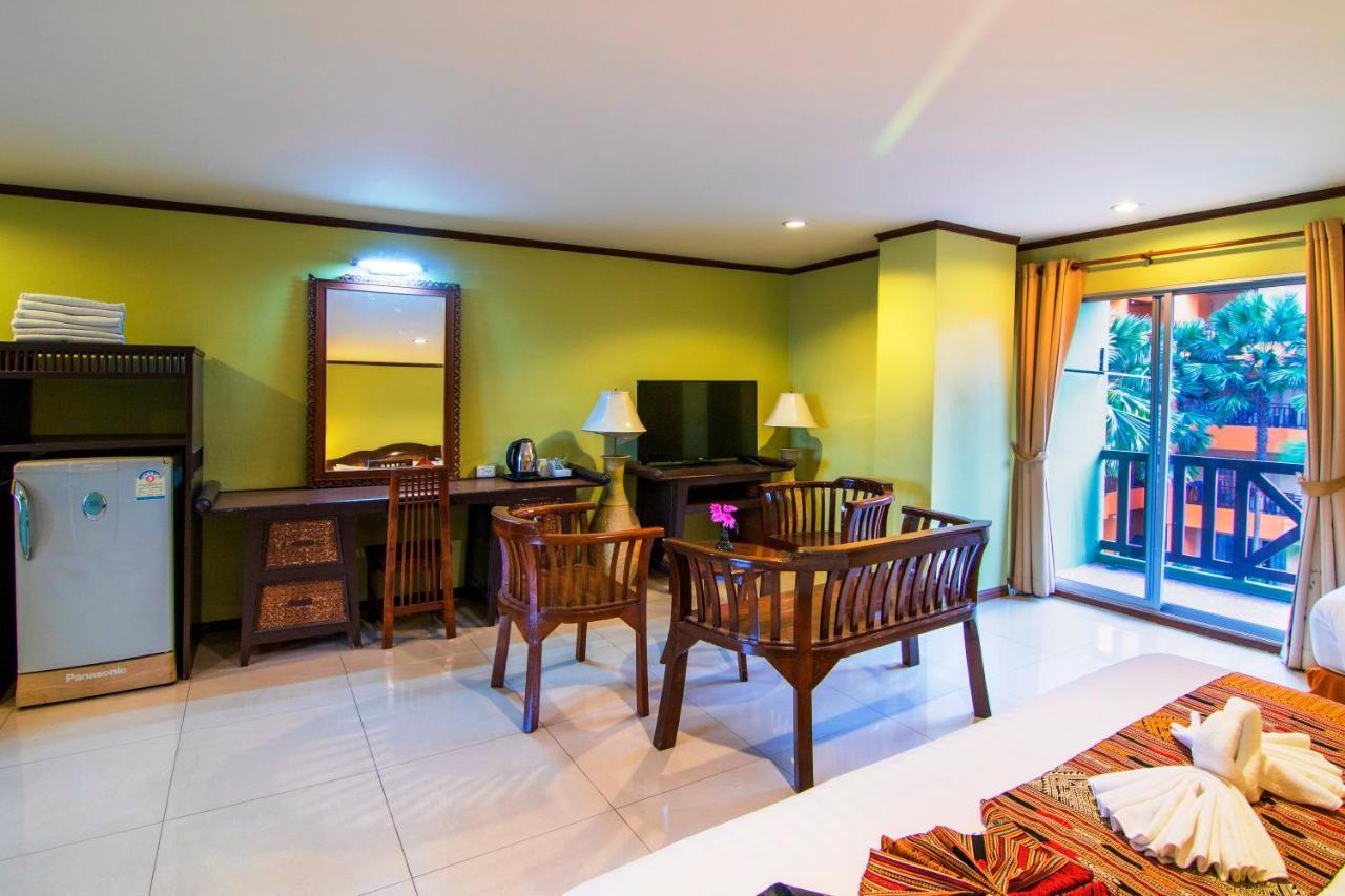 Phuphaya Resort Pattaya Luaran gambar