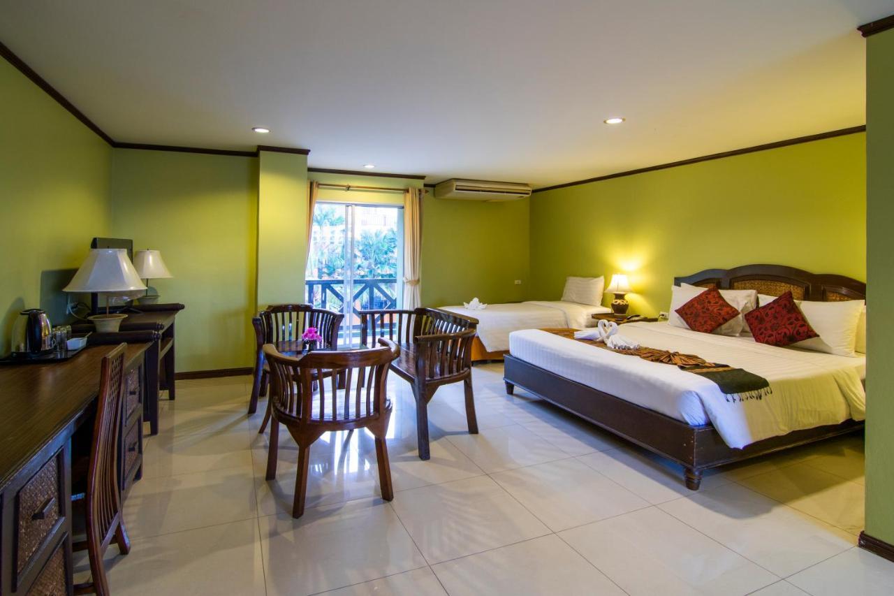Phuphaya Resort Pattaya Luaran gambar