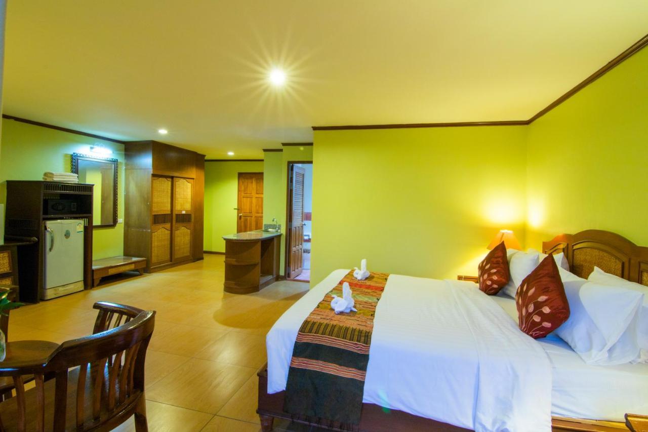 Phuphaya Resort Pattaya Luaran gambar
